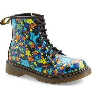 DR. MARTENS Delaney Wanderflora Boot Kids size 12
